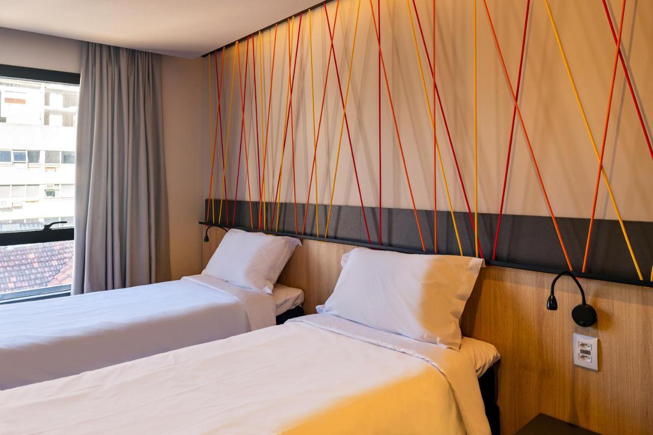 Hotel Ibis Styles Porto Alegre Moinhos De Vento Exterior foto